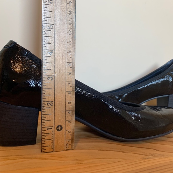 Dorking Patent Leather Pumps - Picture 2 of 5